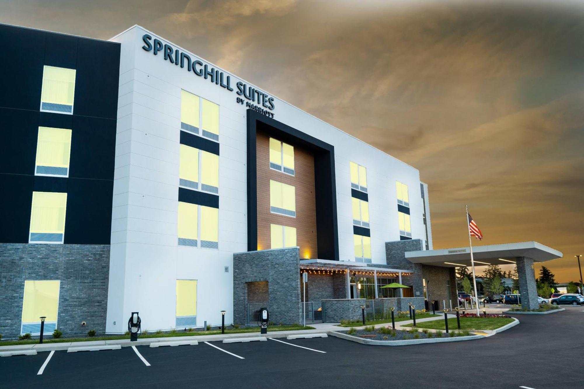 Springhill Airport